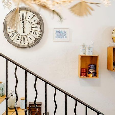 סן-פול-דה-ואנס Chambre Atypique Dans Cafe Healthy מראה חיצוני תמונה